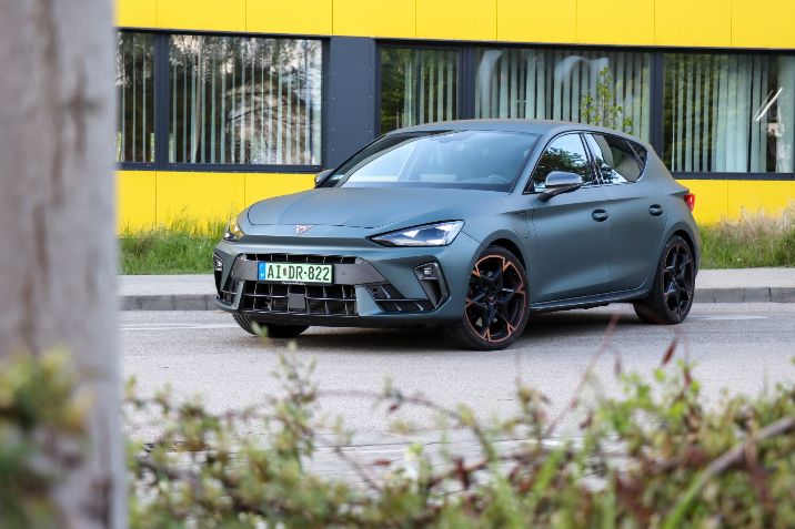 CUPRA Leon VZ 1.5 TSI PHEV